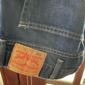 559s relax fit 42x30 Levi’s